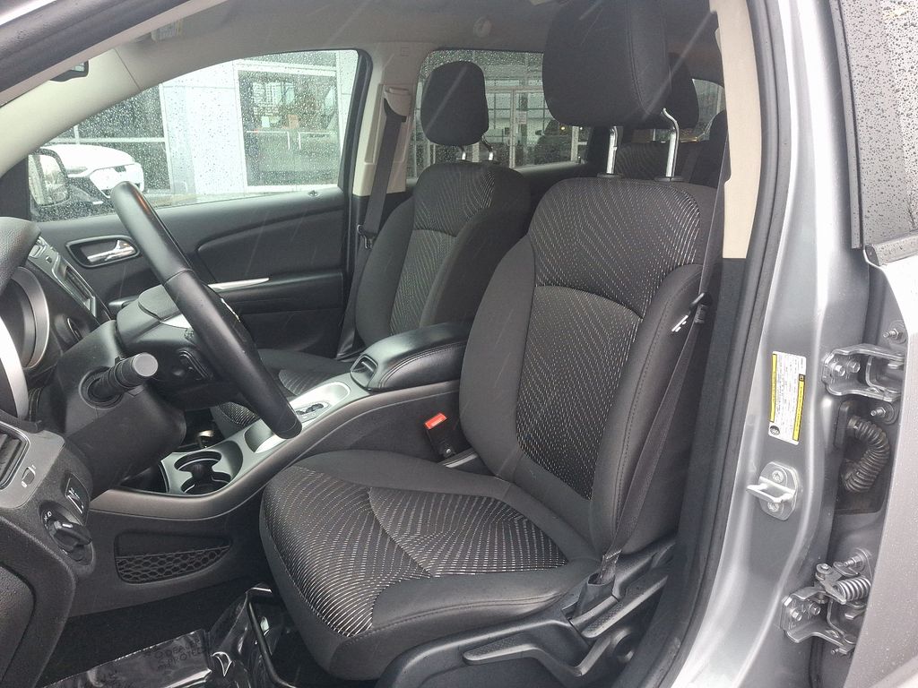 2016 Dodge Journey SE 13