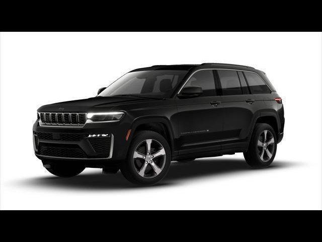 Diamond Black Crystal Pearlcoat 2026 Jeep Grand Cherokee SUV / Crossover Four-Wheel Drive 8-Speed Automatic