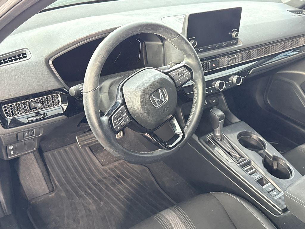 Used 2023  Honda Sport image 10