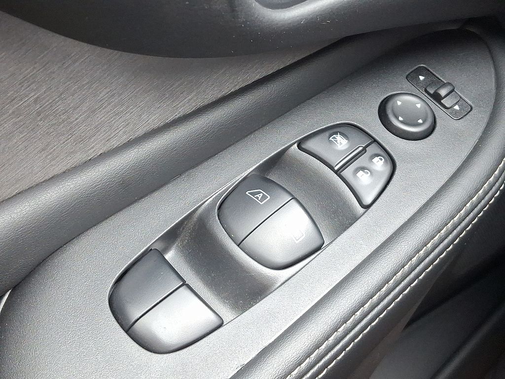 Thumbnail: 2021 Nissan Murano - 26