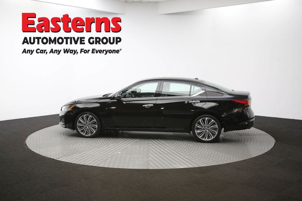 Used 2023 Black Nissan 2.5 SL image 60