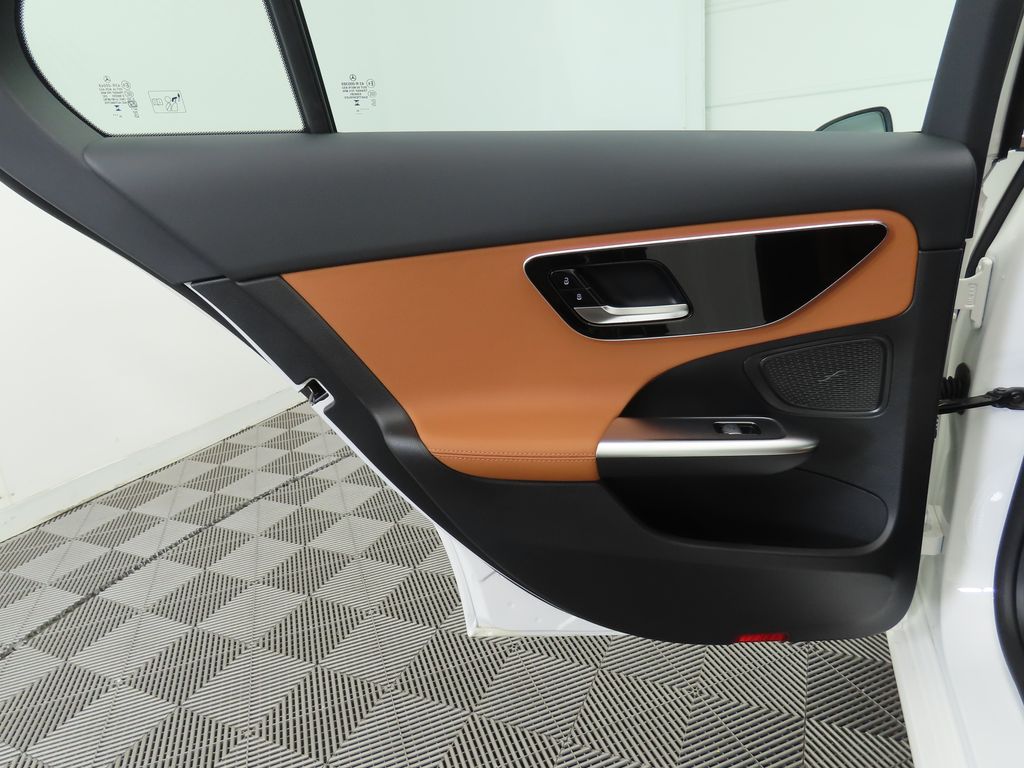 2025 Mercedes-Benz C-Class C 300 27