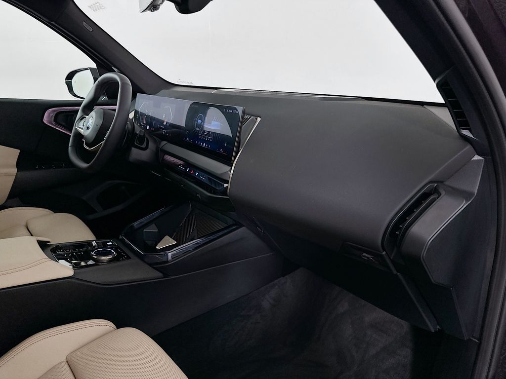 Thumbnail: 2025 BMW X3 - 28