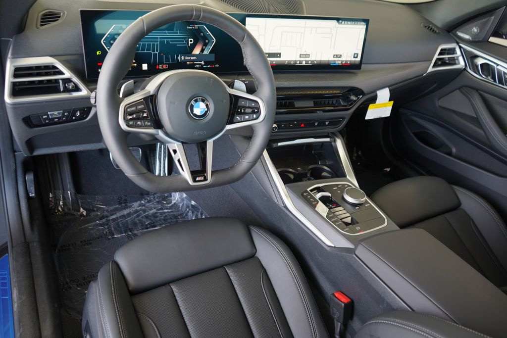Thumbnail: 2026 BMW 4 Series - 12
