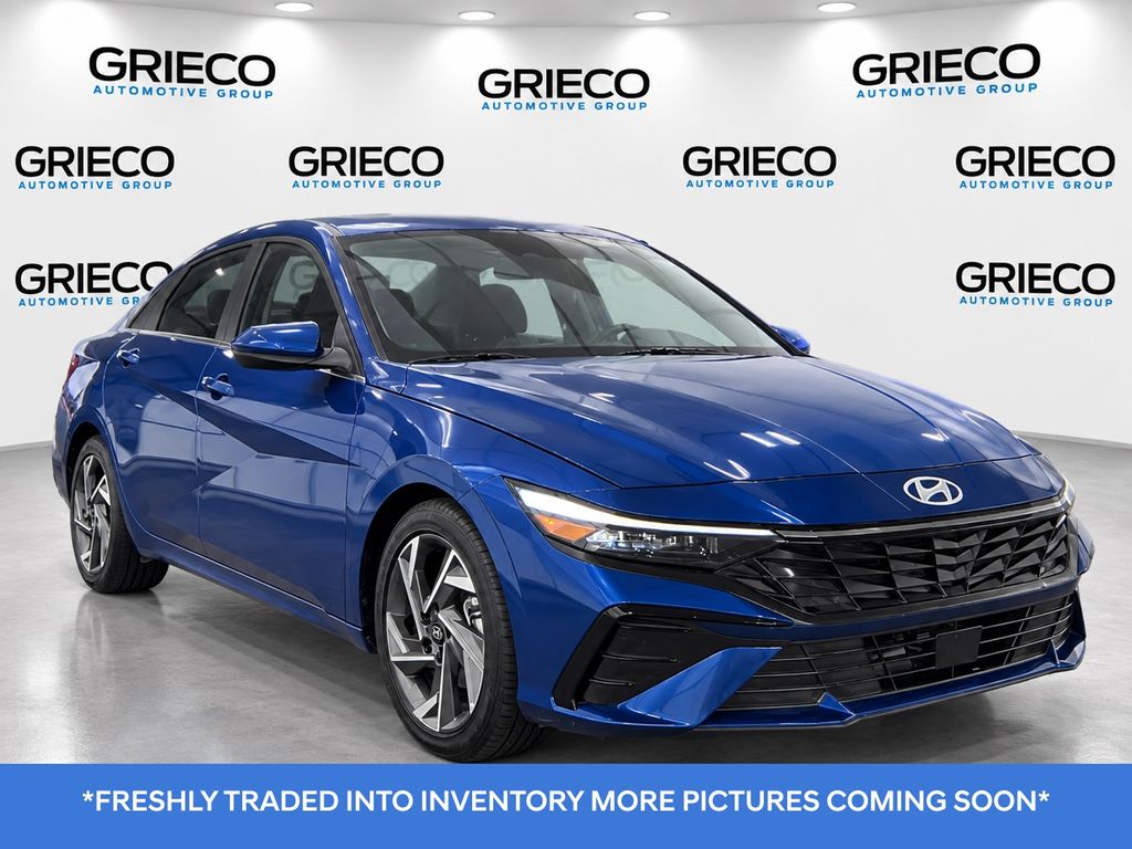 Intense Blue 2025 Hyundai Elantra Sedan Front-Wheel Drive Continuously Variable Transmission