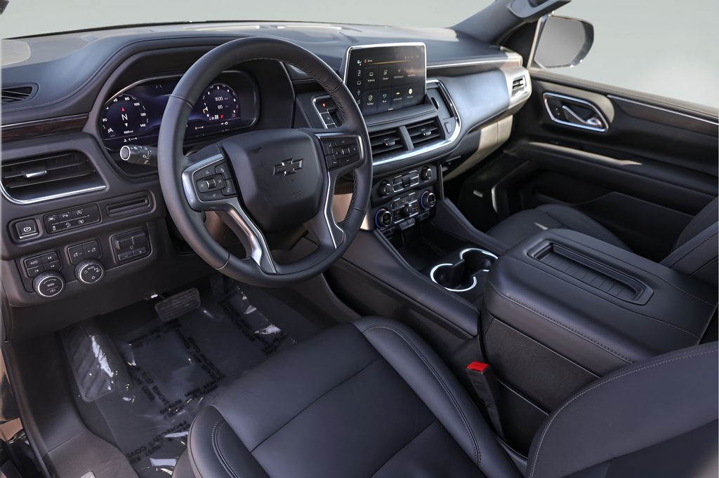 Used Car 2024 Chevrolet Suburban  Z71 For Sale Under $70,000 In Austin, Texas