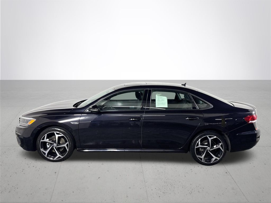 2021 Volkswagen Passat 2.0T R-Line