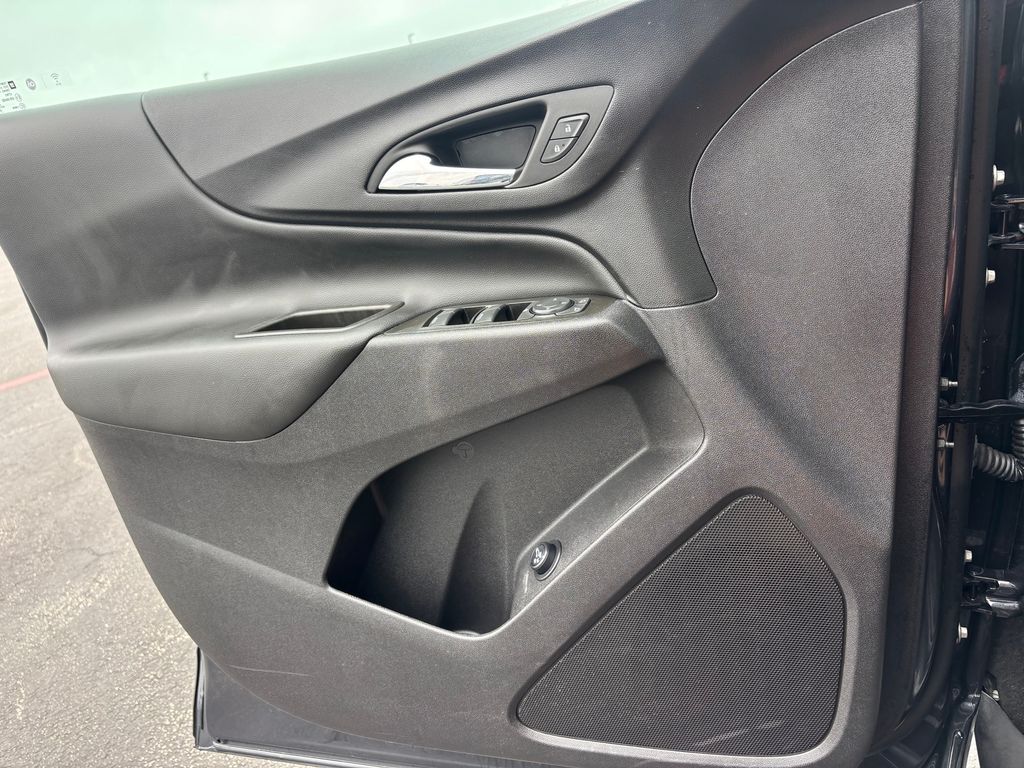 Used Car 2023 Chevrolet Equinox  Lt For Sale Under $25,000 In Austin, Texas