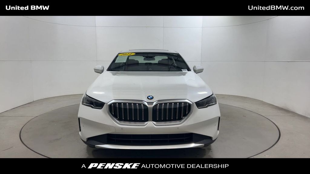 Thumbnail: 2024 BMW 5 Series - 3