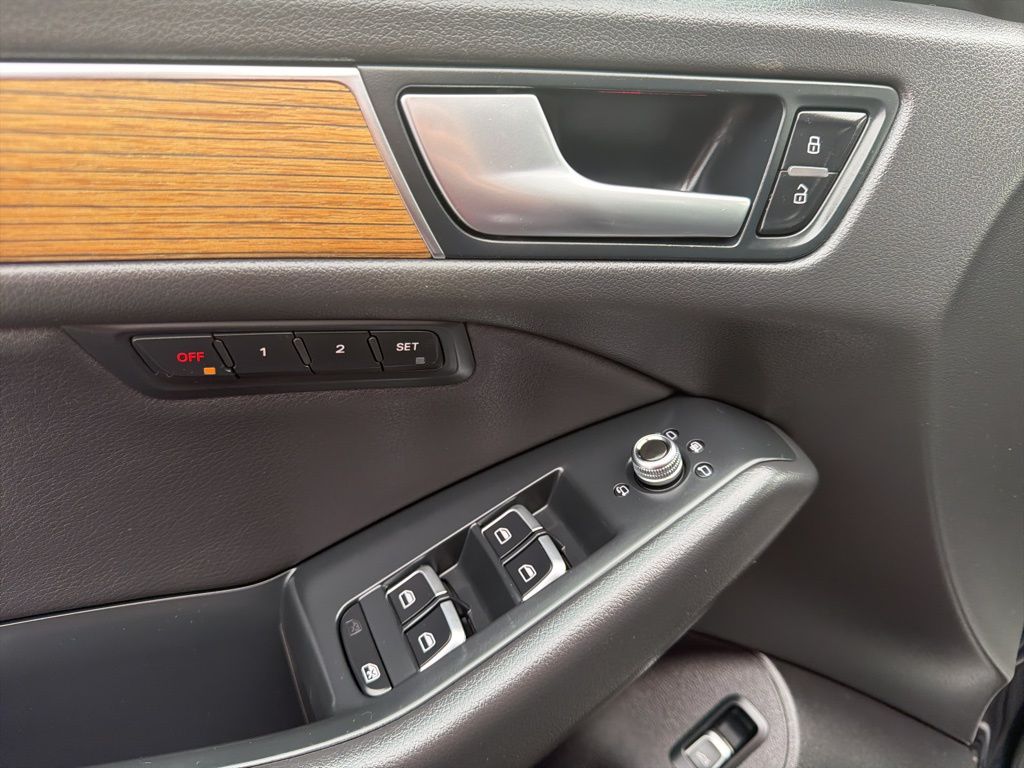 Thumbnail: 2014 Audi Q5 - 28