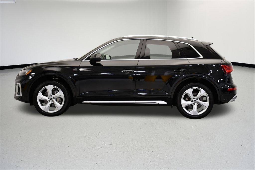 Thumbnail: 2023 Audi Q5 - 2