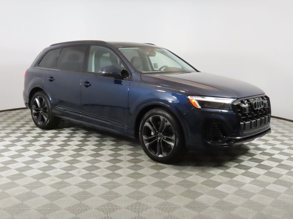 Thumbnail: 2026 Audi Q7 - 7