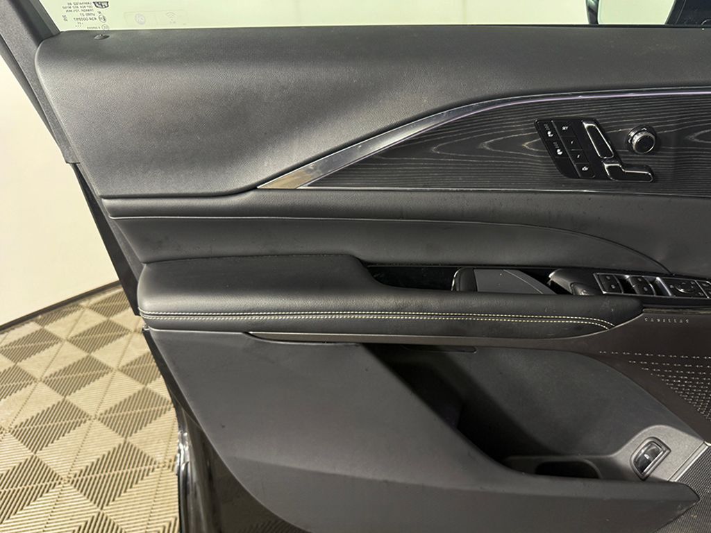 Used 2024 Black Cadillac Luxury image 24