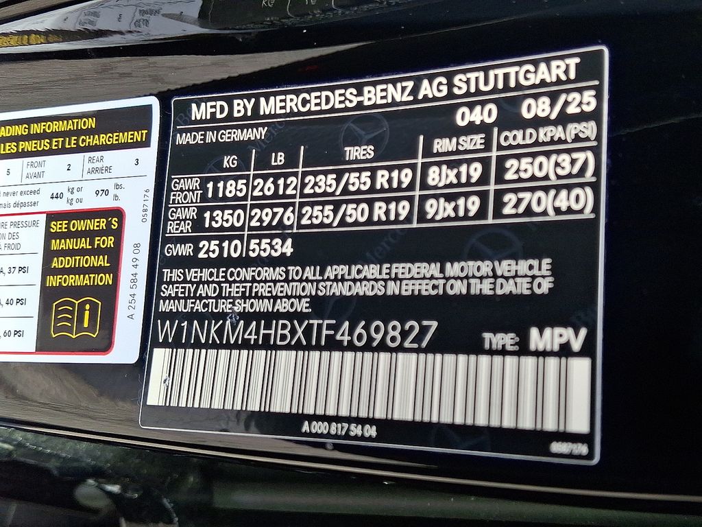 Thumbnail: 2026 Mercedes-Benz GLC - 27