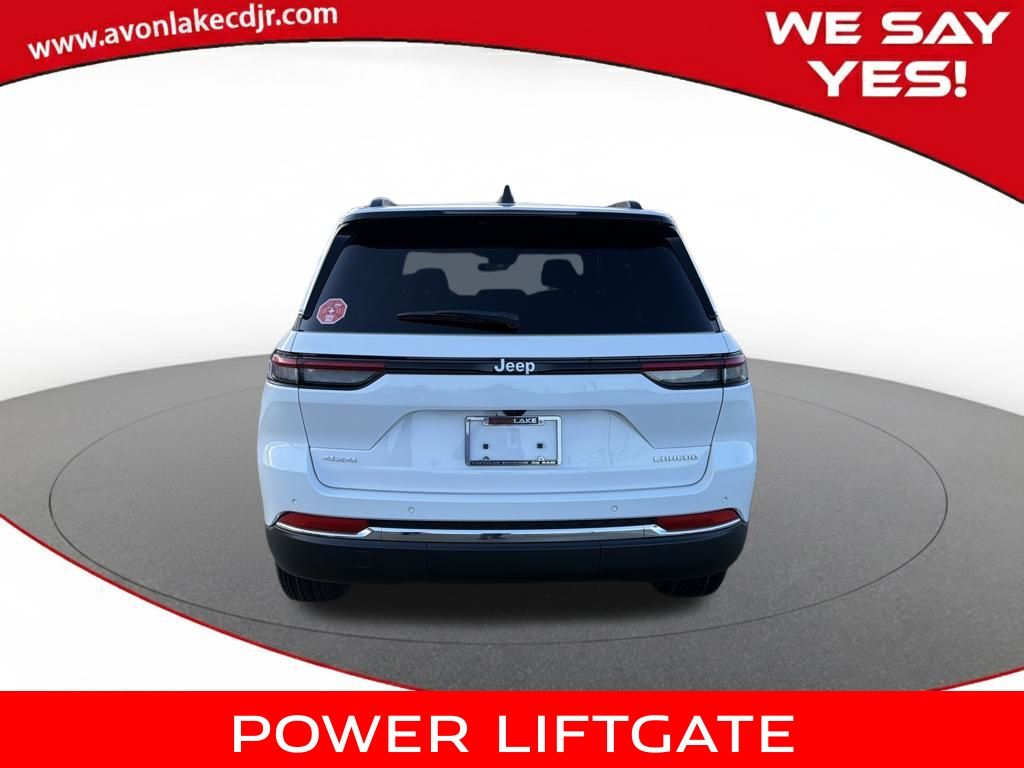 View vehicle photo 4