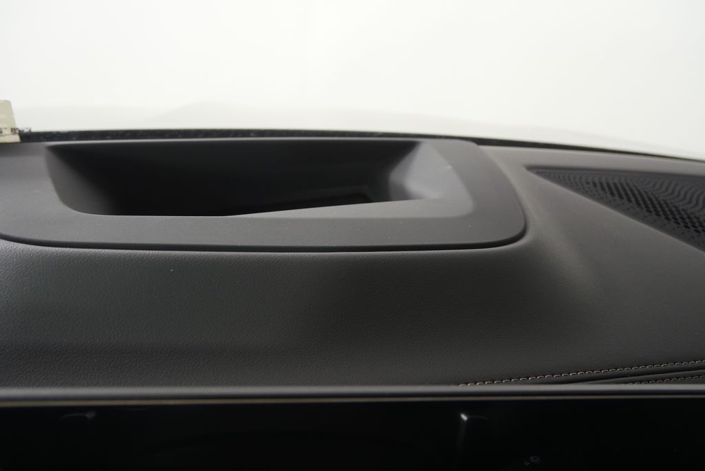 Thumbnail: 2026 BMW X5 - 21