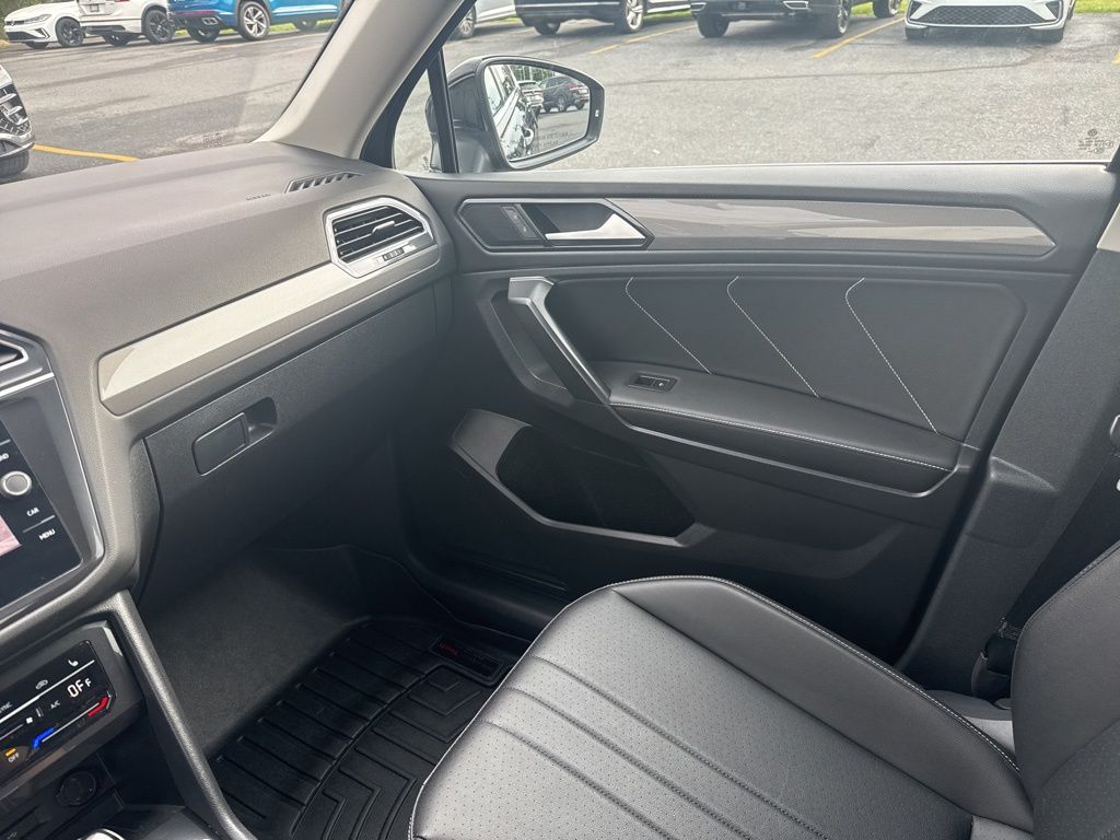 2022 Volkswagen Tiguan 2.0T SE Black at Sutliff Volkswagen
