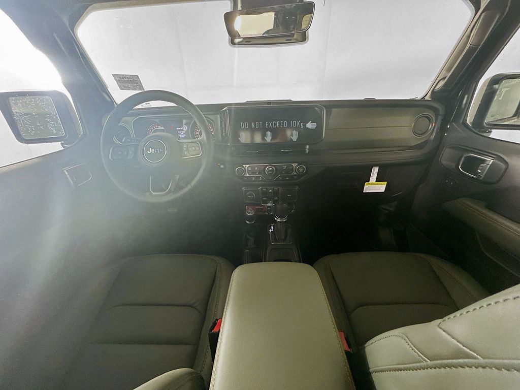 New 2026 Black Jeep Mojave X image 9