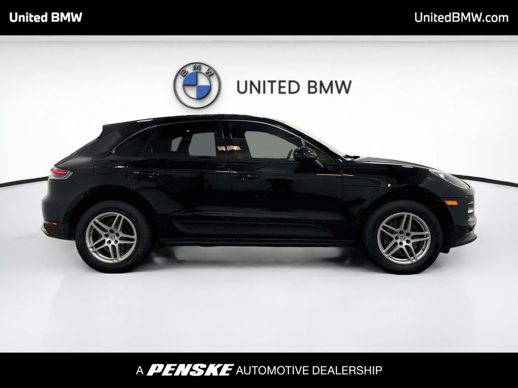 Thumbnail: 2020 Porsche Macan - 4