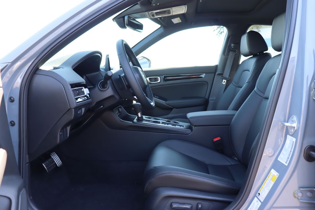 2025 Honda Civic Sport Touring 29