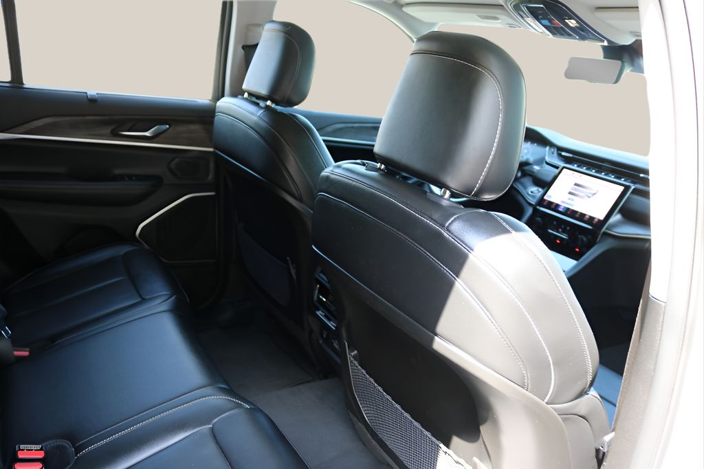 Used Car 2022 Jeep Grand Cherokee  4xe For Sale Under $30,000 In Austin, Texas