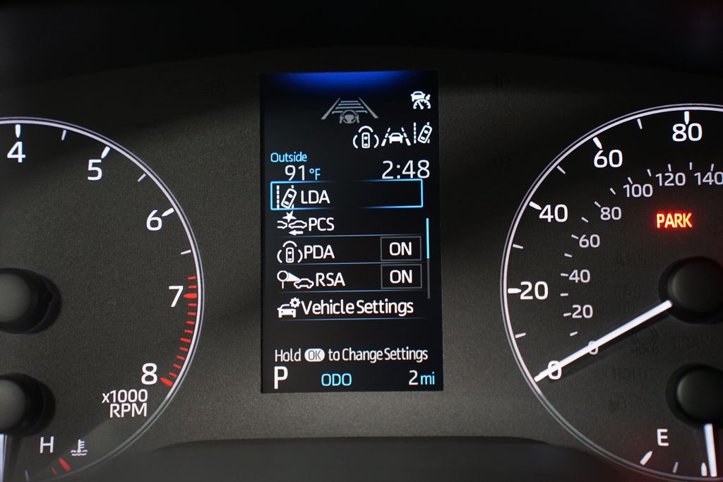 2025 Toyota Corolla LE 16