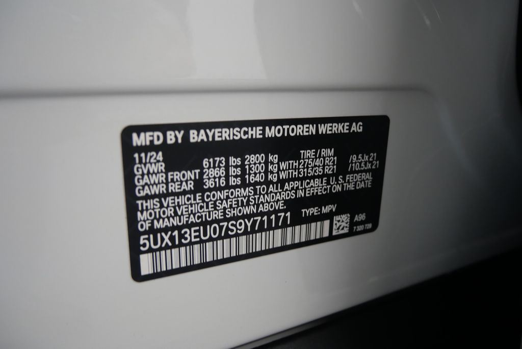 2025 BMW X5 sDrive40i 30