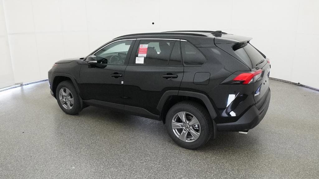 Thumbnail: 2025 Toyota RAV4 - 3
