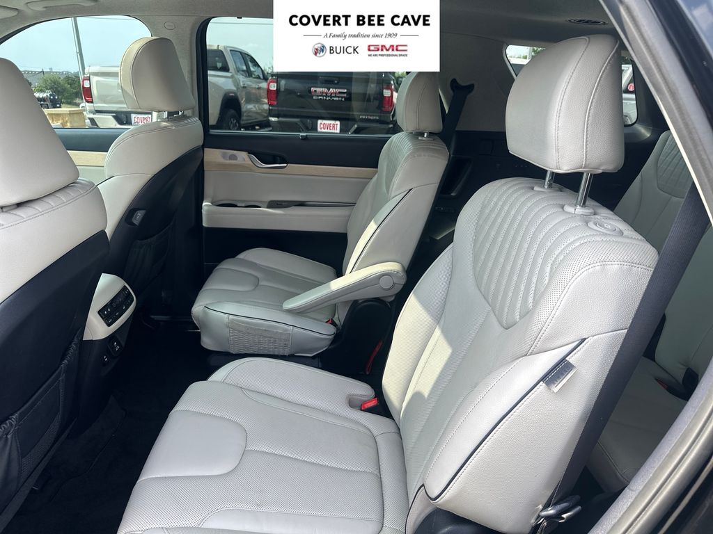 Used Car 2023 Hyundai Palisade  Limited For Sale Under $35,000 In Austin, Texas