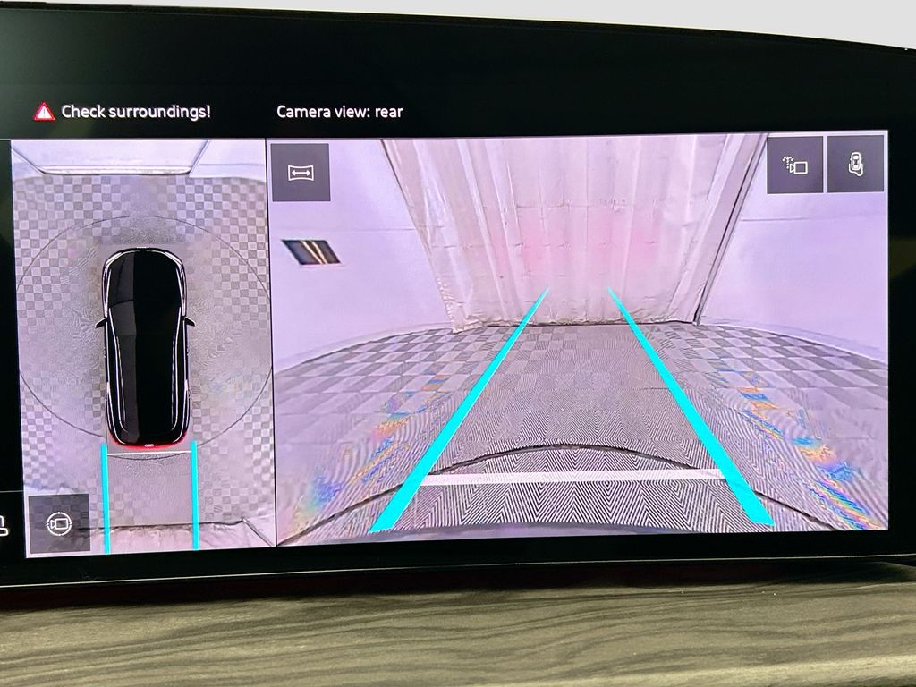 Thumbnail: 2025 Audi Q5 - 15