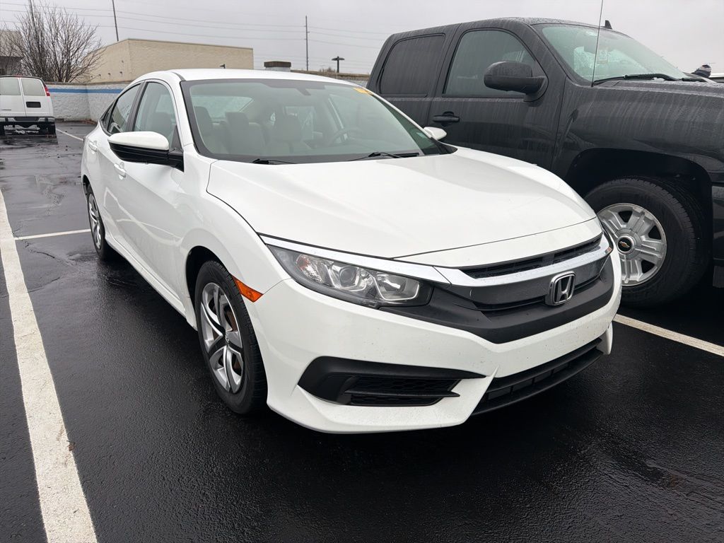 Thumbnail: 2017 Honda Civic - 4