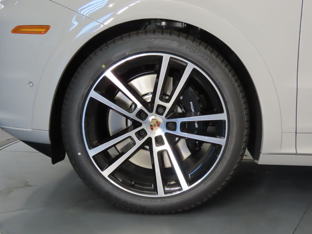 Thumbnail: 2025 Porsche Cayenne - 11