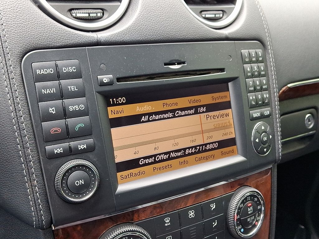 2011 Mercedes-Benz GL-Class GL 550 18