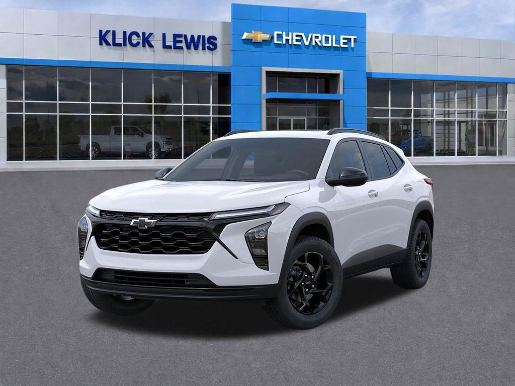 2026 Chevrolet Trax LT White at Klick Lewis Buick Chevrolet