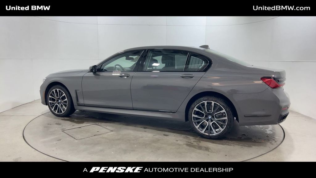 Thumbnail: 2022 BMW 7 Series - 6
