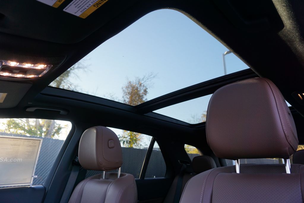 Thumbnail: 2026 Mercedes-Benz GLE - 12