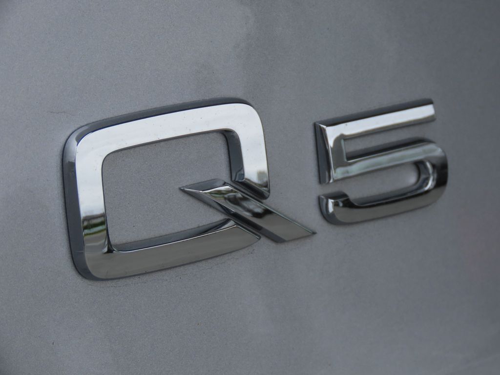 2022 Audi Q5 e Premium 4