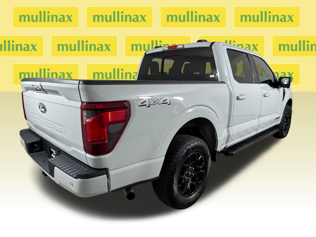 Certified Used 2024 White Ford XLT image 4