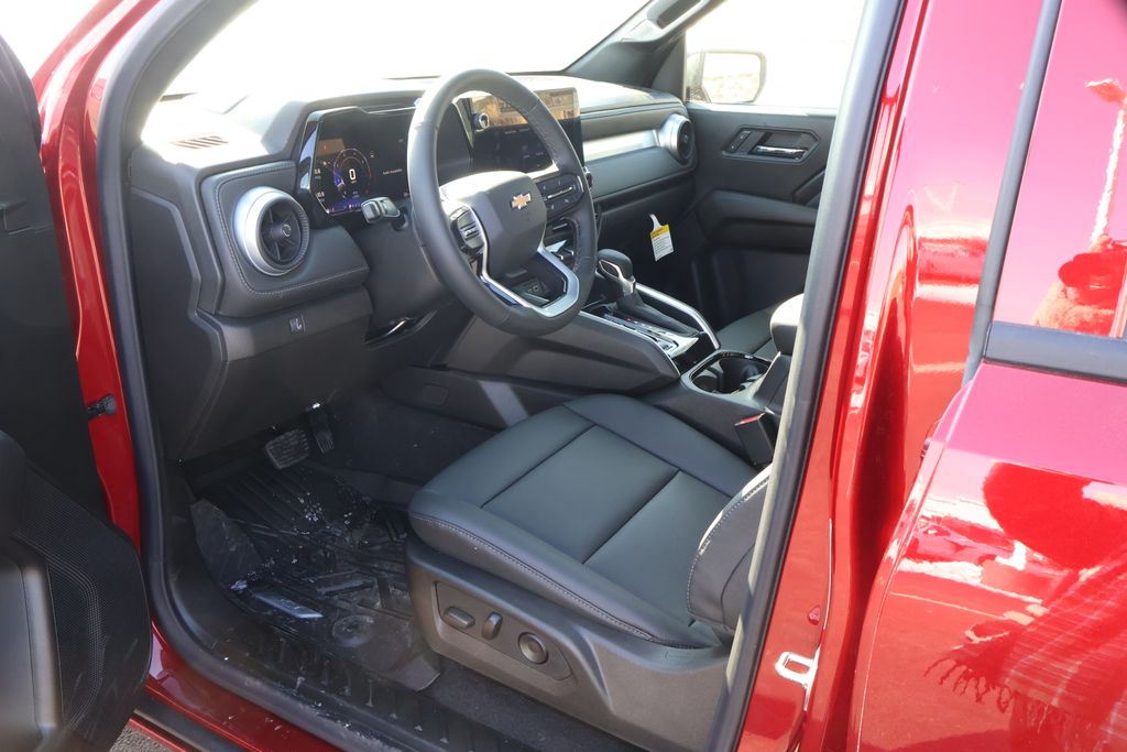 Thumbnail: 2026 Chevrolet Colorado - 14