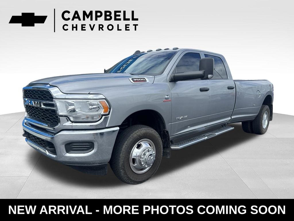 Billet Silver Metallic 2022 RAM 3500 Pickup Truck Four-Wheel Drive 6-Speed Automatic