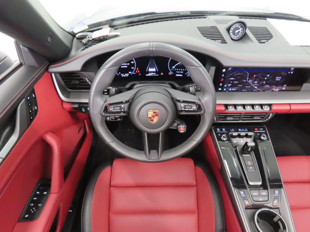 Thumbnail: 2025 Porsche 911 - 23