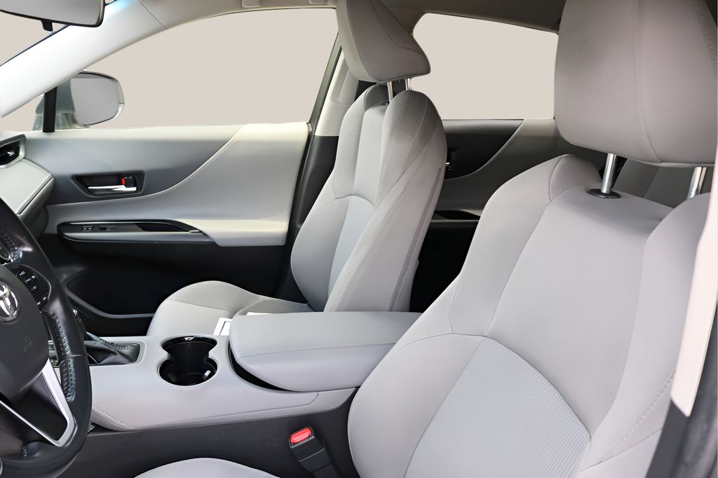 Used Car 2021 Toyota Venza  Le For Sale Under $25,000 In Austin, Texas