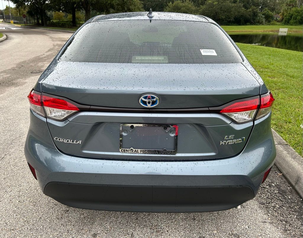 Thumbnail: 2023 Toyota Corolla - 4
