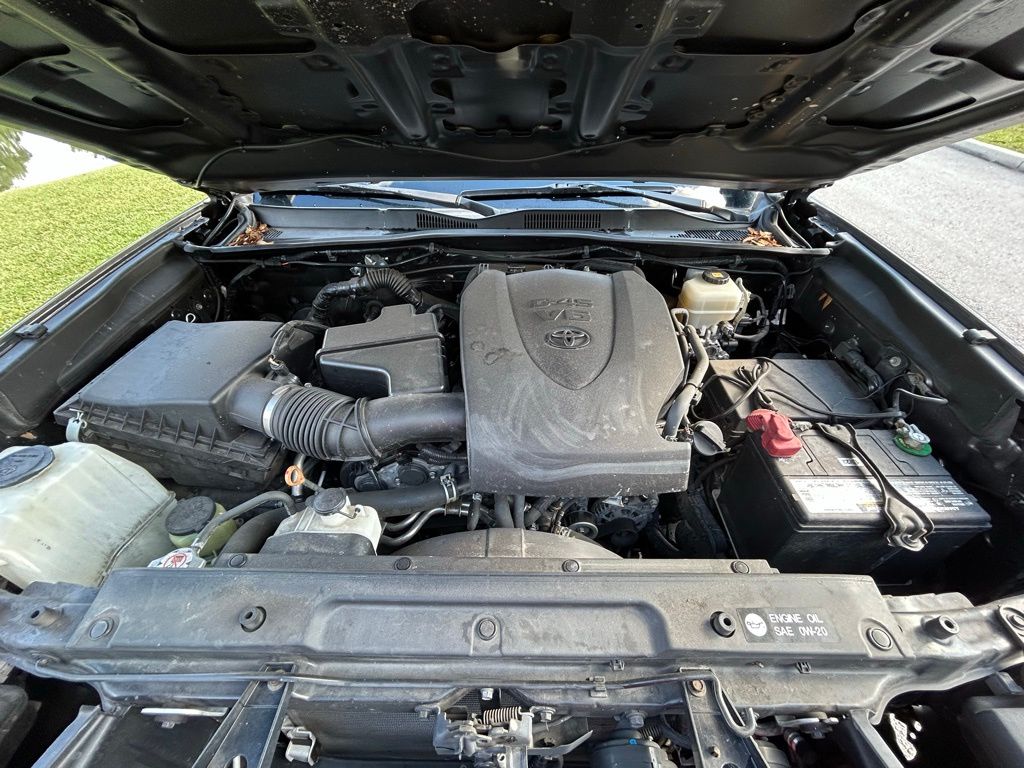 Thumbnail: 2019 Toyota Tacoma - 11
