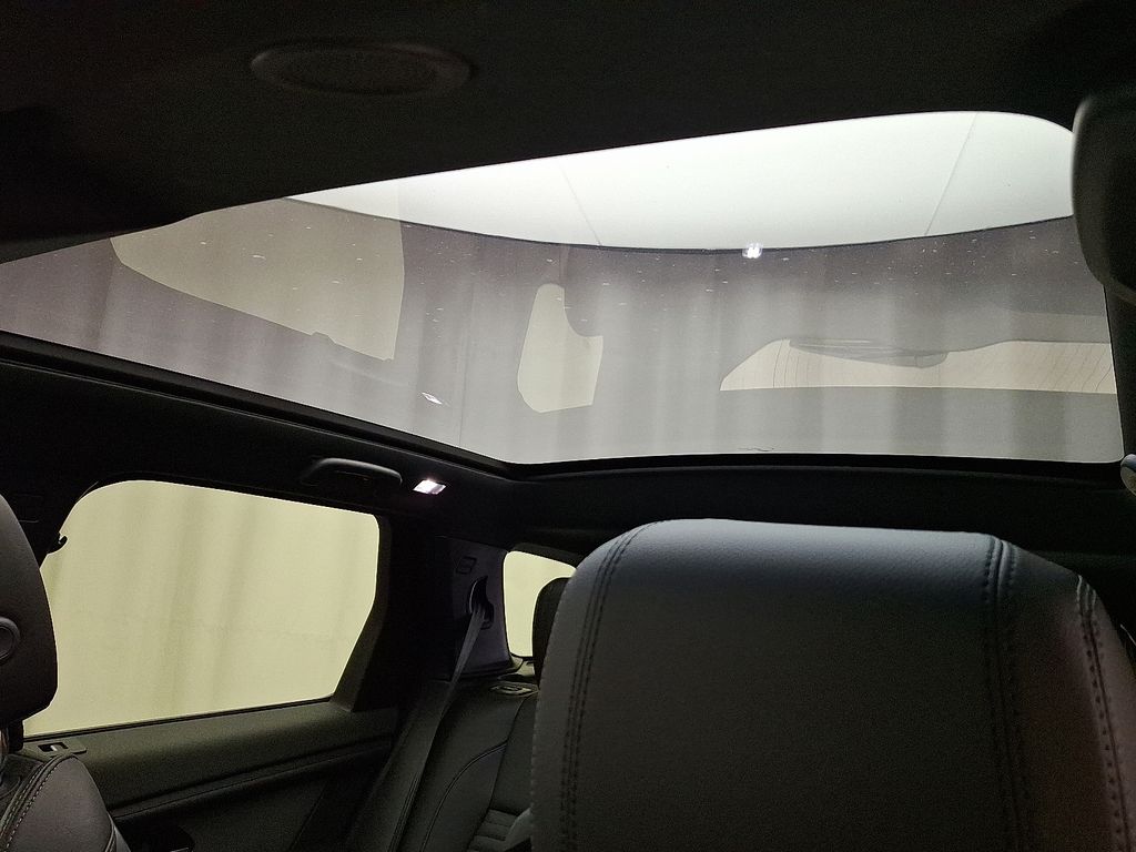 Thumbnail: 2025 Land Rover Discovery Sport - 15