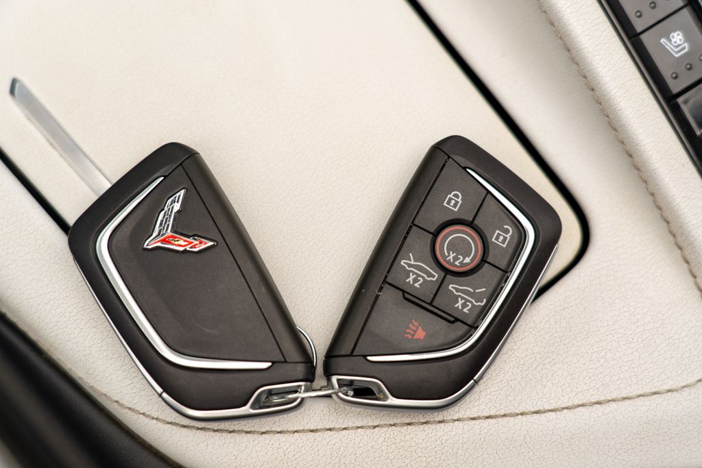 2021 Chevrolet Corvette Stingray photo