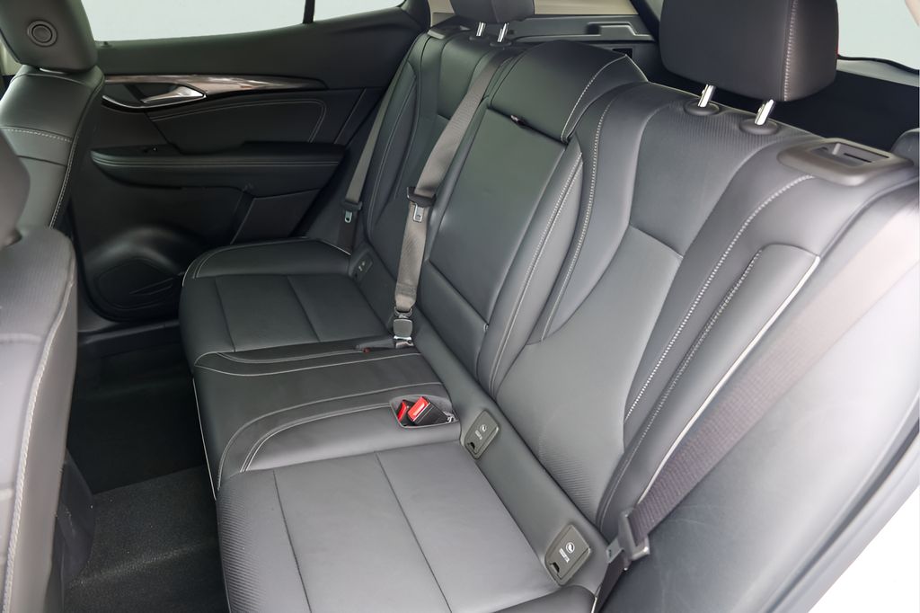Used Car 2023 Buick Envision  Essence For Sale Under $30,000 In Austin, Texas