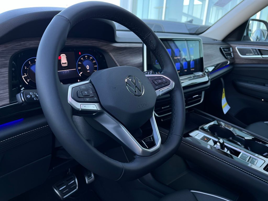 2025 Volkswagen Atlas SEL 10