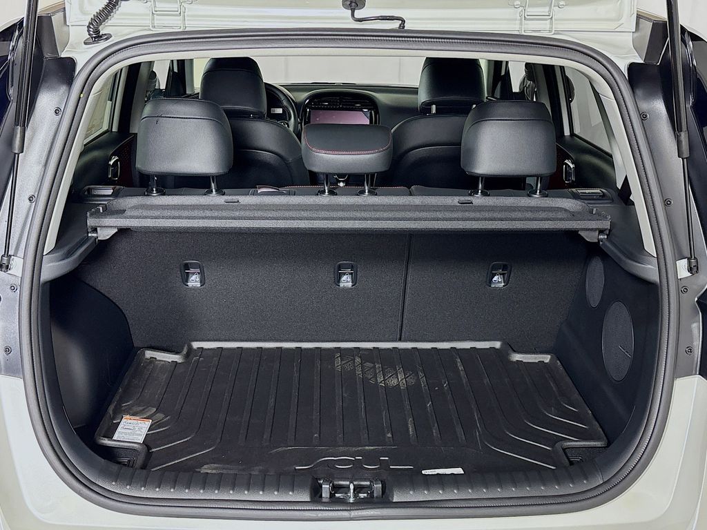 2025 Kia Soul GT-Line
