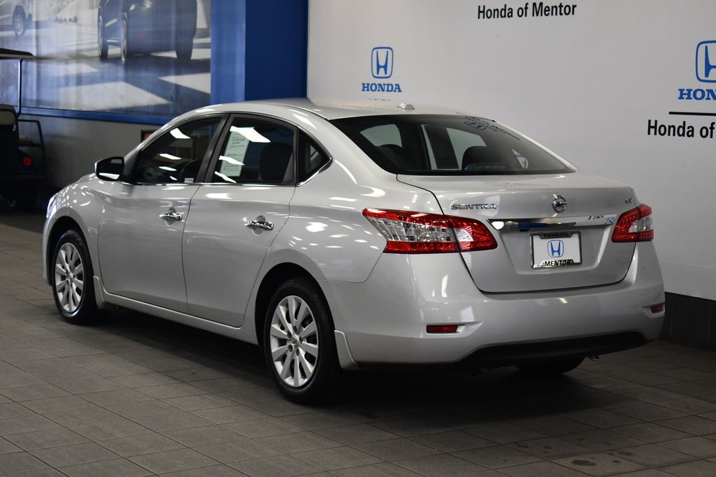 Thumbnail: 2015 Nissan Sentra - 3